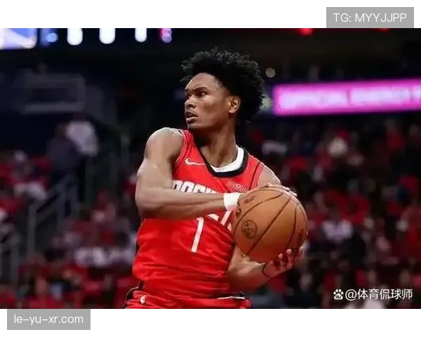 明星球员签下新约，确立球队未来核心地位