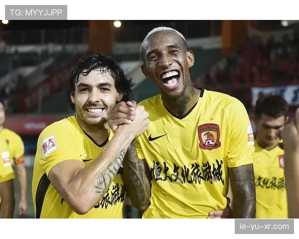 亚历山大·索洛斯进军足球投资，稳健布局引发市场关注